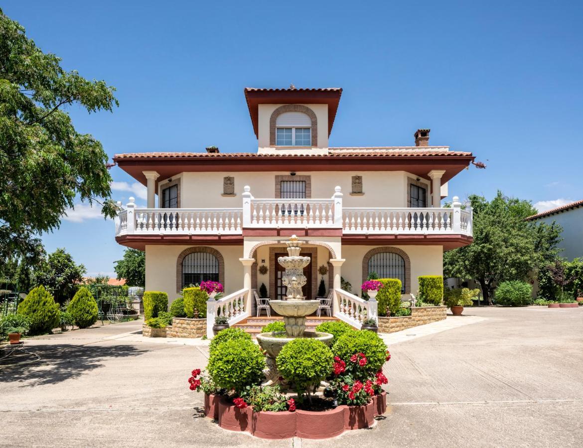 Villa Vivienda Turistica Rural Mari Carmen Baeza Exterior foto